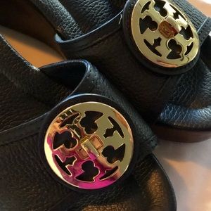 Navy Tory Burch Selma 9